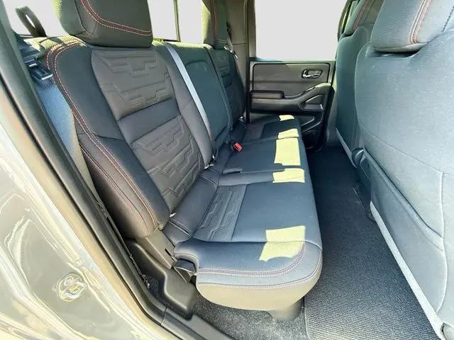 2025 Nissan Frontier Crew Cab PRO-X 4x2