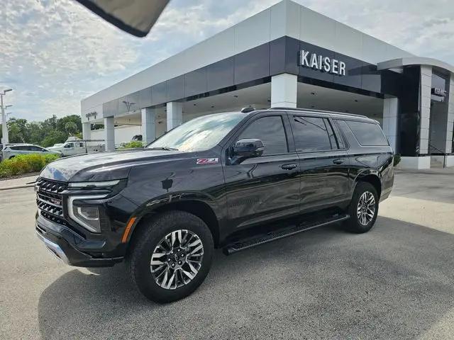 2025 Chevrolet Suburban 4WD Z71
