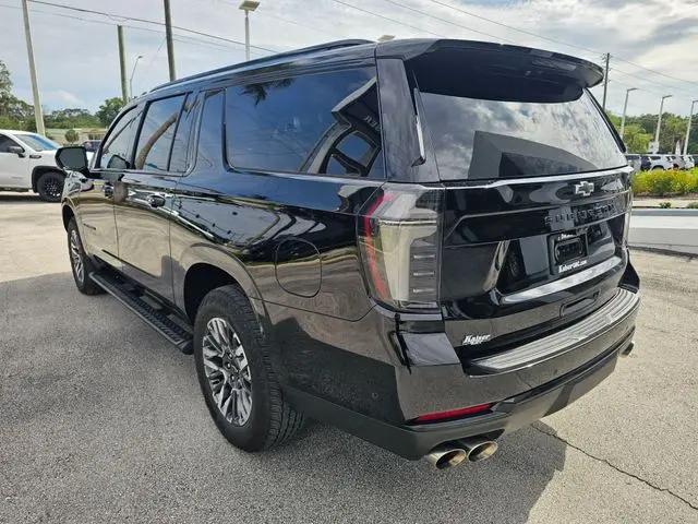 2025 Chevrolet Suburban 4WD Z71