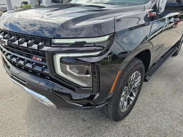 2025 Chevrolet Suburban 4WD Z71