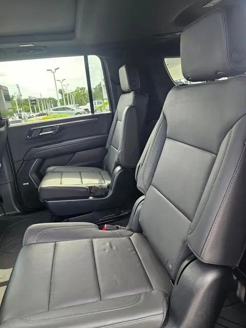 2025 Chevrolet Suburban 4WD Z71