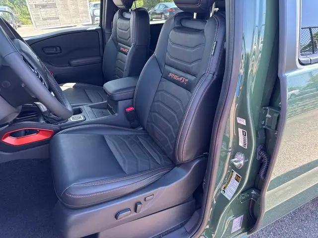 2026 Nissan Frontier Crew Cab PRO-4X 4x4