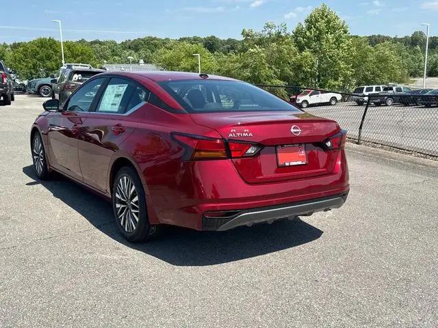 2026 Nissan Altima SV FWD