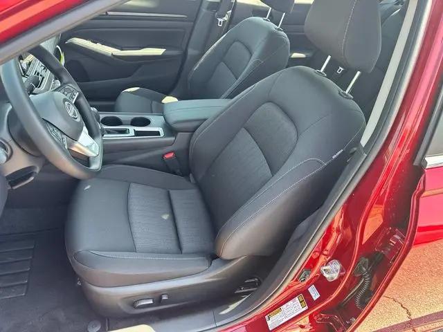 2026 Nissan Altima SV FWD