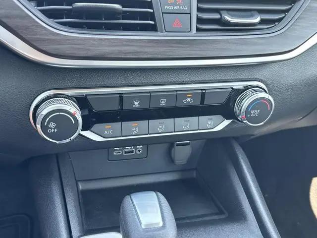 2026 Nissan Altima SV FWD