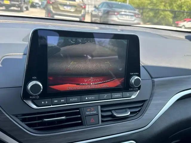 2026 Nissan Altima SV FWD