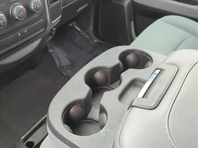 2019 Ram 1500 Classic SLT Crew Cab 4x4 6'4" Box