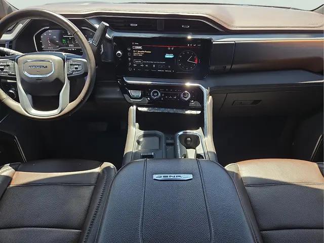 2024 GMC Sierra 3500HD 4WD Crew Cab Standard Bed Denali