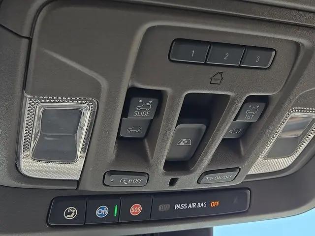 2024 GMC Sierra 3500HD 4WD Crew Cab Standard Bed Denali