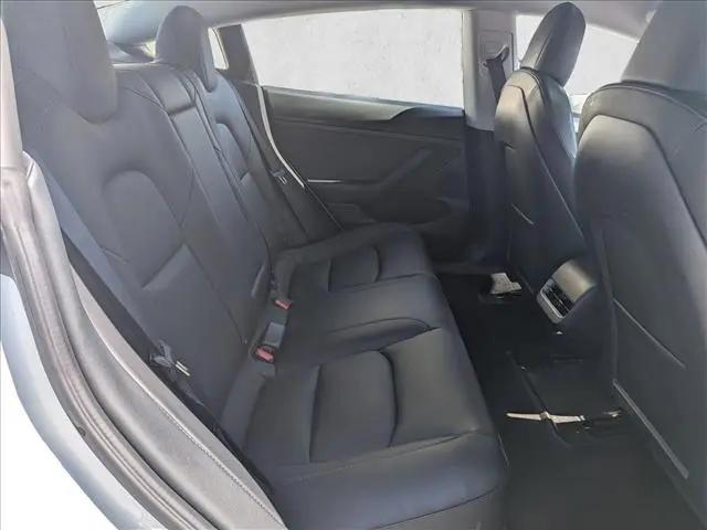 2022 Tesla Model 3 Rear-Wheel Drive