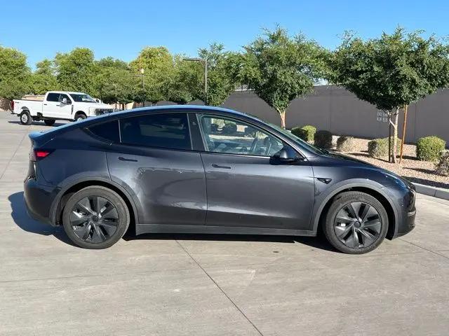 2024 Tesla Model Y Long Range Dual Motor All-Wheel Drive