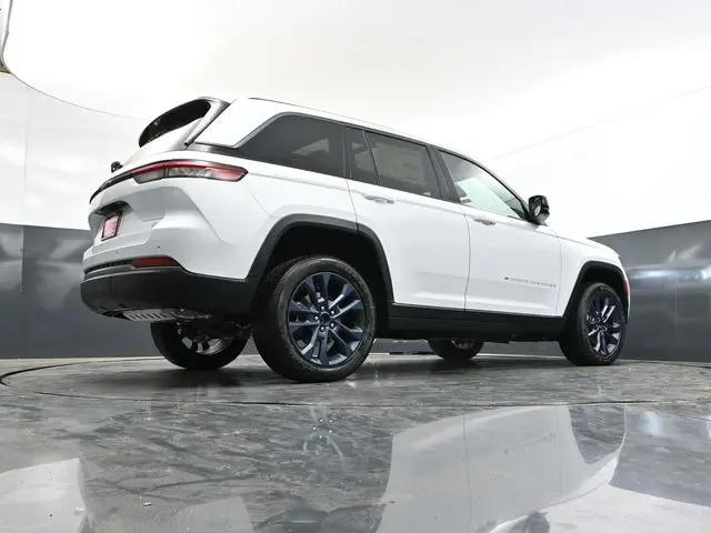2026 Jeep Grand Cherokee 85th Anniversary Edition