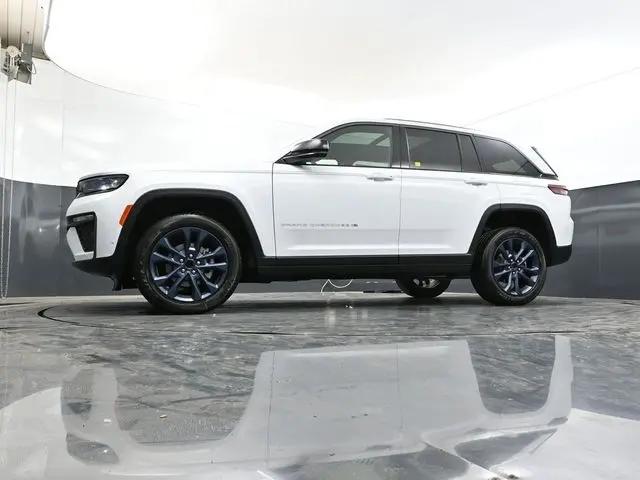 2026 Jeep Grand Cherokee 85th Anniversary Edition