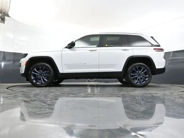 2026 Jeep Grand Cherokee 85th Anniversary Edition