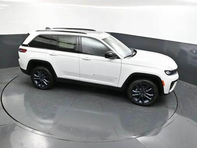 2026 Jeep Grand Cherokee 85th Anniversary Edition