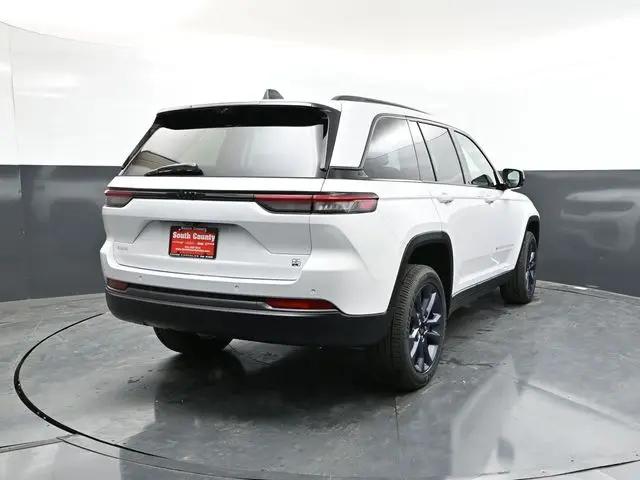 2026 Jeep Grand Cherokee 85th Anniversary Edition