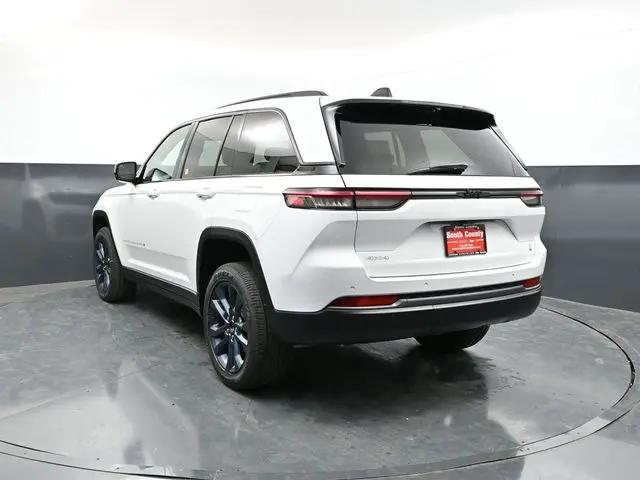 2026 Jeep Grand Cherokee 85th Anniversary Edition