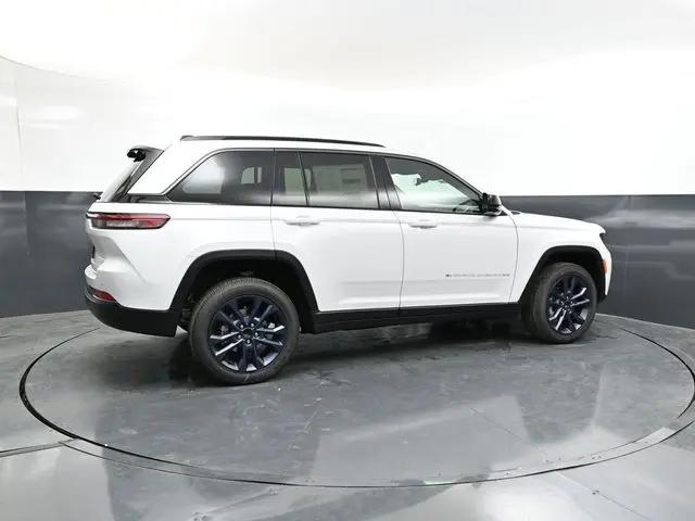 2026 Jeep Grand Cherokee 85th Anniversary Edition