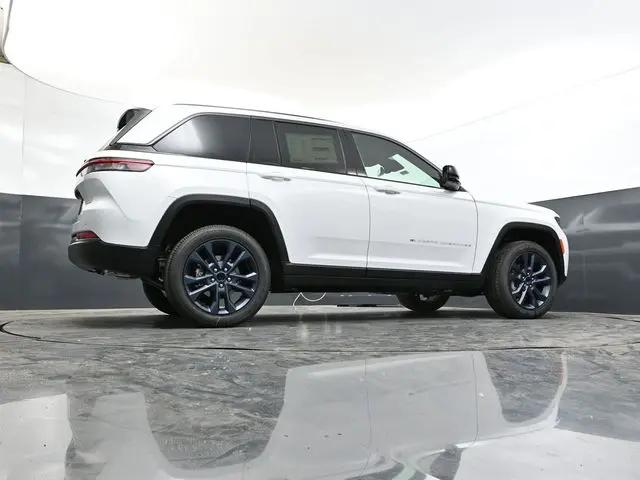 2026 Jeep Grand Cherokee 85th Anniversary Edition