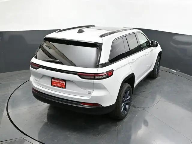 2026 Jeep Grand Cherokee 85th Anniversary Edition