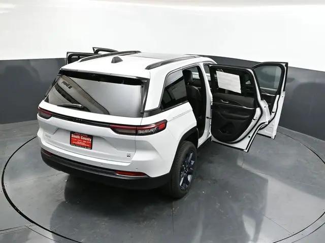 2026 Jeep Grand Cherokee 85th Anniversary Edition