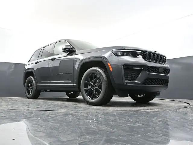2026 Jeep Grand Cherokee Altitude 4x4