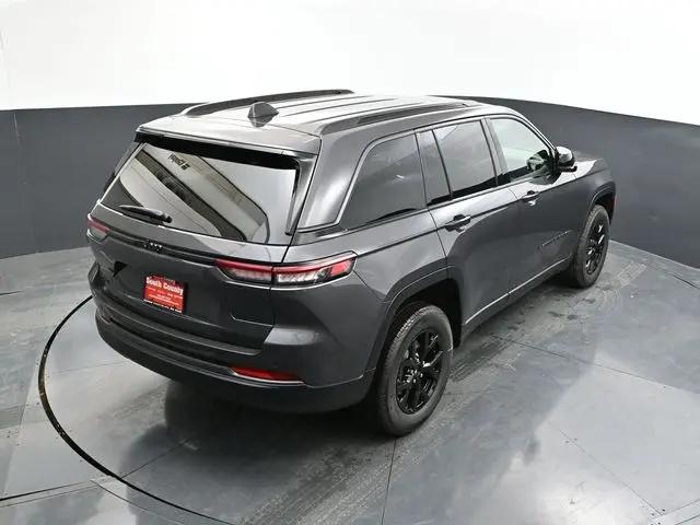 2026 Jeep Grand Cherokee Altitude 4x4
