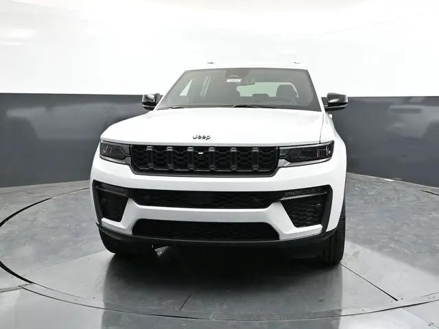 2026 Jeep Grand Cherokee 85th Anniversary Edition