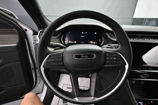 2026 Jeep Grand Cherokee 85th Anniversary Edition
