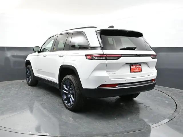 2026 Jeep Grand Cherokee 85th Anniversary Edition