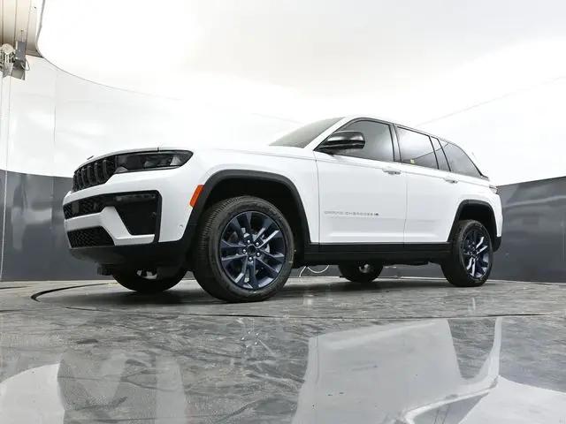 2026 Jeep Grand Cherokee 85th Anniversary Edition