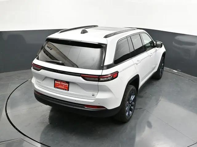 2026 Jeep Grand Cherokee 85th Anniversary Edition