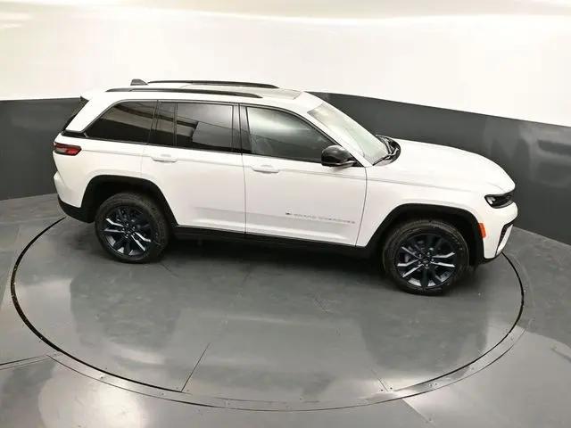 2026 Jeep Grand Cherokee 85th Anniversary Edition