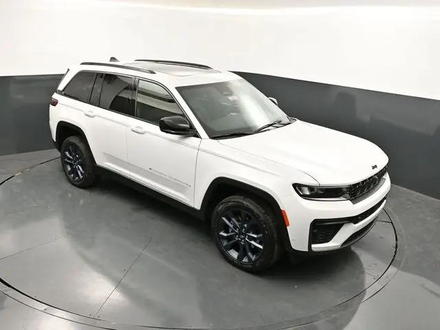 2026 Jeep Grand Cherokee 85th Anniversary Edition