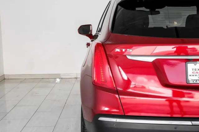 2019 Cadillac XT5 Standard