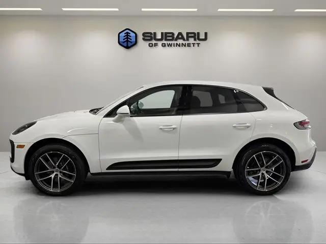 2025 Porsche Macan Macan