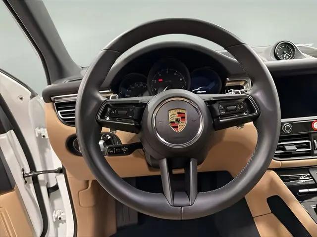 2025 Porsche Macan Macan