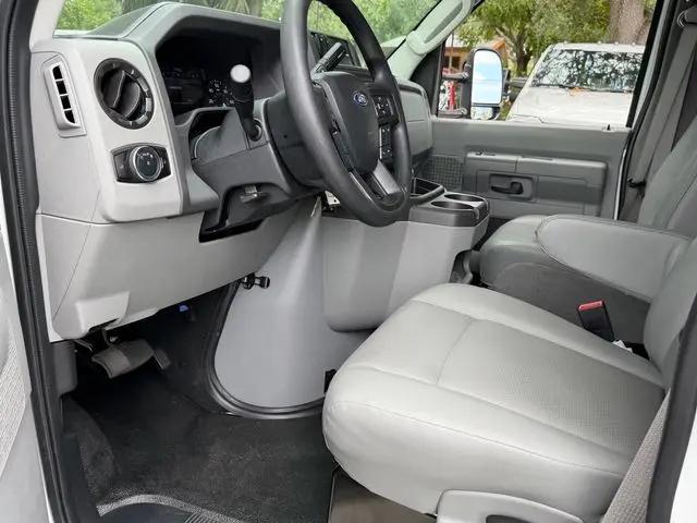 2027 Ford E-Series Cutaway E-350