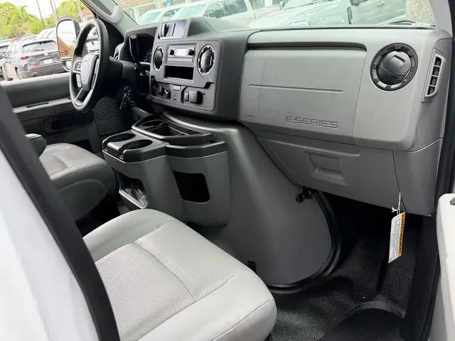 2027 Ford E-Series Cutaway E-350