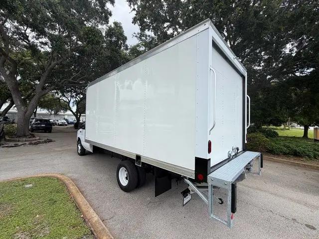 2027 Ford E-Series Cutaway E-350