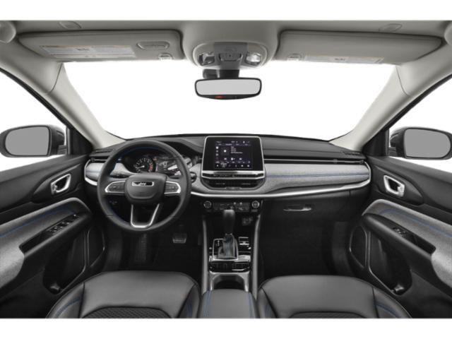 2023 Jeep Compass Latitude Lux FWD