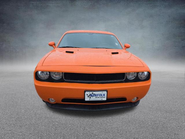 2014 Dodge Challenger SXT Plus