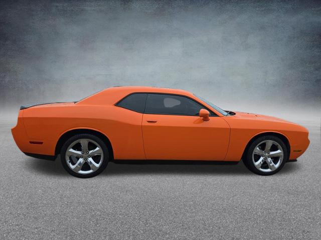 2014 Dodge Challenger SXT Plus