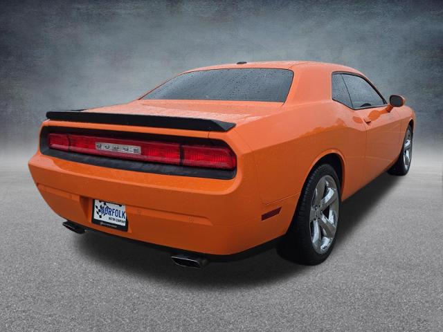 2014 Dodge Challenger SXT Plus
