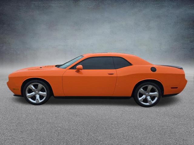 2014 Dodge Challenger SXT Plus
