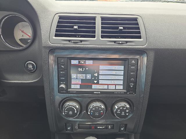 2014 Dodge Challenger SXT Plus