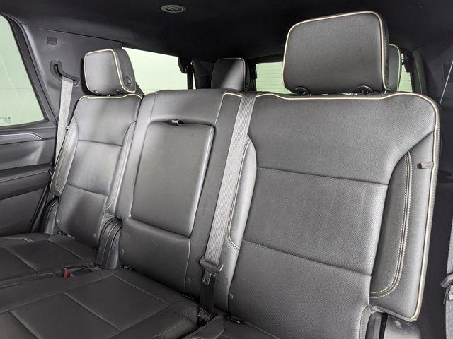 2023 GMC Yukon 4WD SLT