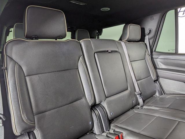 2023 GMC Yukon 4WD SLT