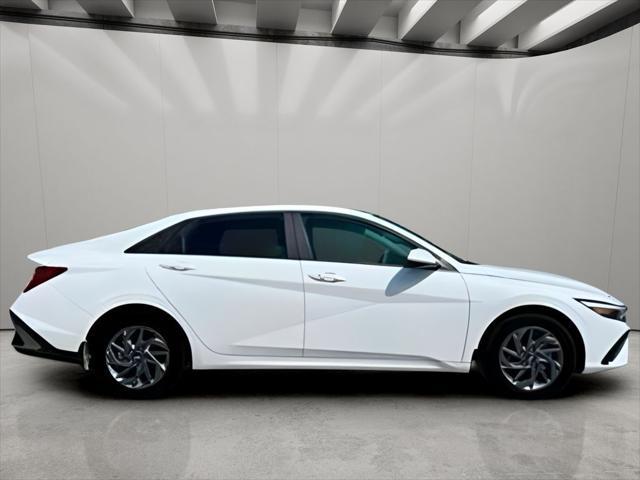 2025 Hyundai Elantra Hybrid Blue