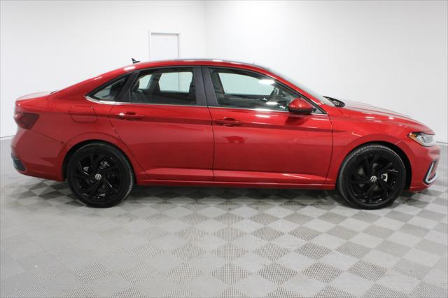 2025 Volkswagen Jetta 1.5T SE